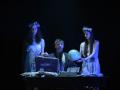 Дом окнами